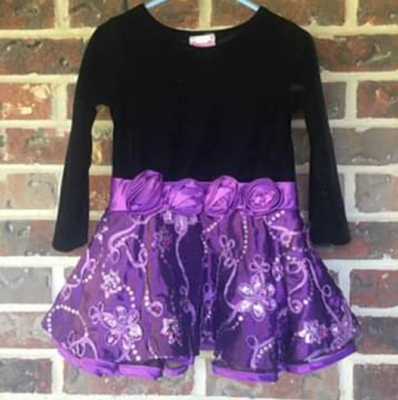🌼KIDS: BLACK VELVET BODICE PURPLE DRESS - Picture 2 of 3